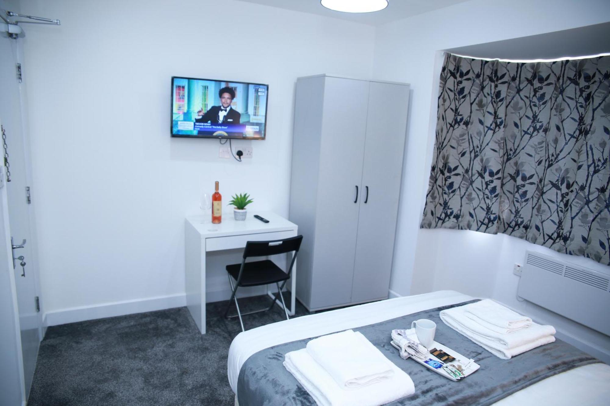 South Harrow Apartment Londra Esterno foto