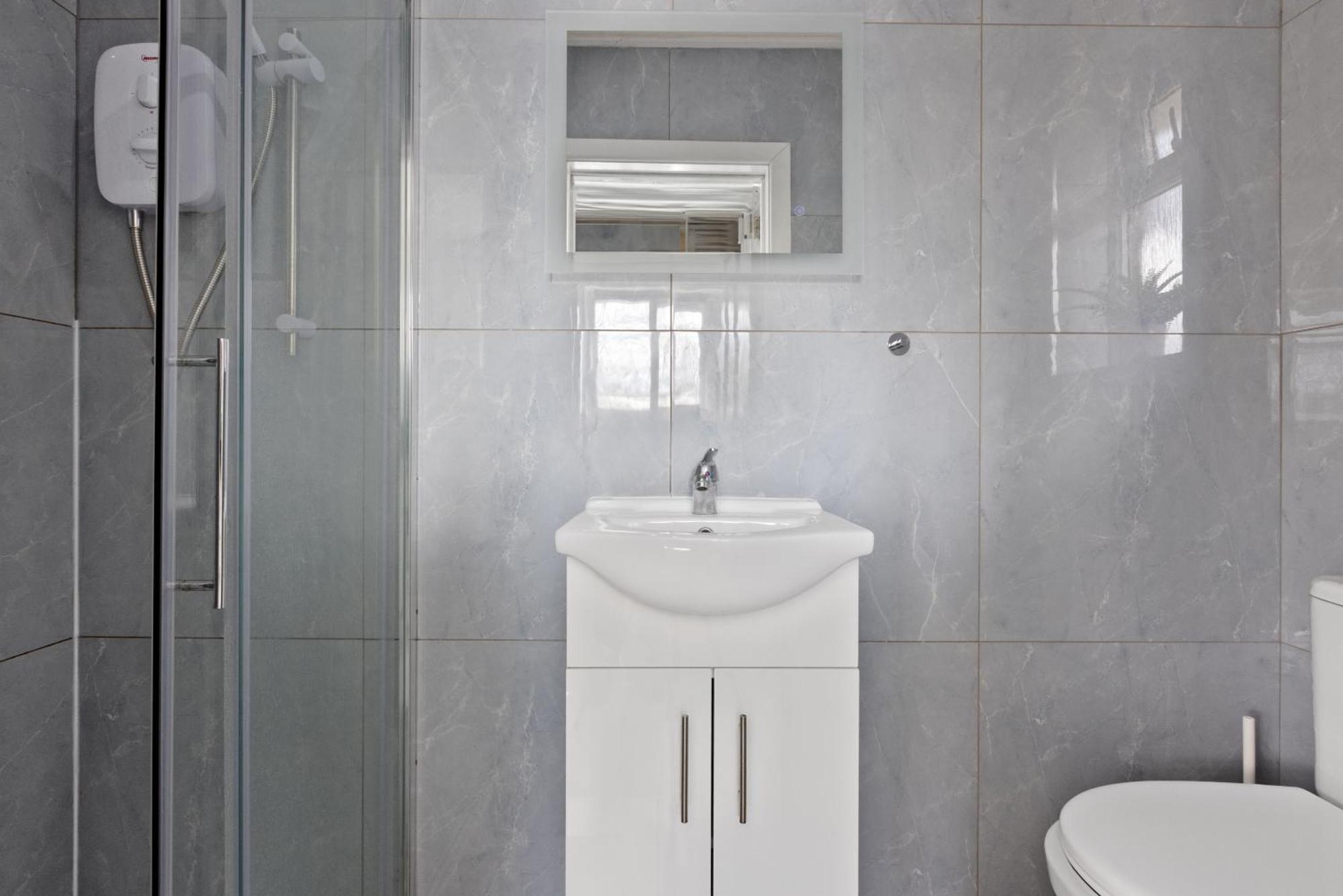 South Harrow Apartment Londra Esterno foto